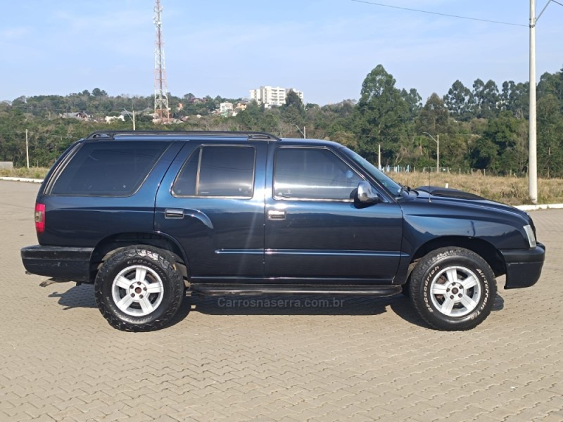 BLAZER 2.4 MPFI ADVANTAGE 4X2 8V FLEX 4P MANUAL - 2011 - IVOTI