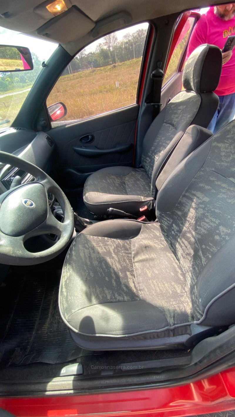 PALIO 1.8 MPI ADVENTURE WEEKEND 8V GASOLINA 4P MANUAL - 2003 - IVOTI