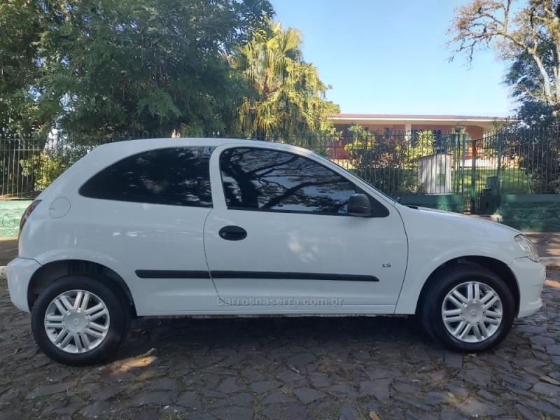CELTA 1.0 MPFI LS 8V FLEX 2P MANUAL - 2012 - IVOTI