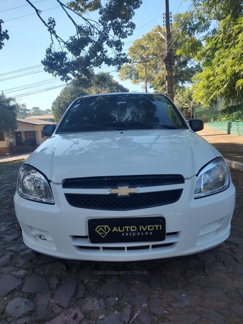 CELTA 1.0 MPFI LS 8V FLEX 2P MANUAL - 2012 - IVOTI