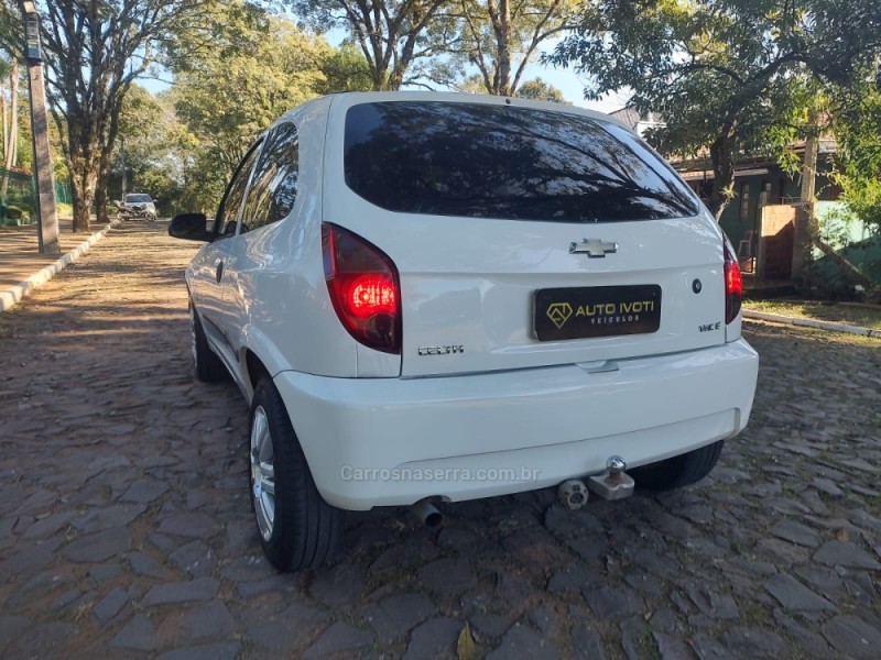 CELTA 1.0 MPFI LS 8V FLEX 2P MANUAL - 2012 - IVOTI