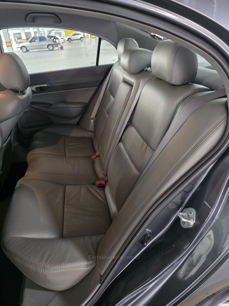CIVIC 1.8 LXS 16V FLEX 4P MANUAL - 2007 - CAXIAS DO SUL