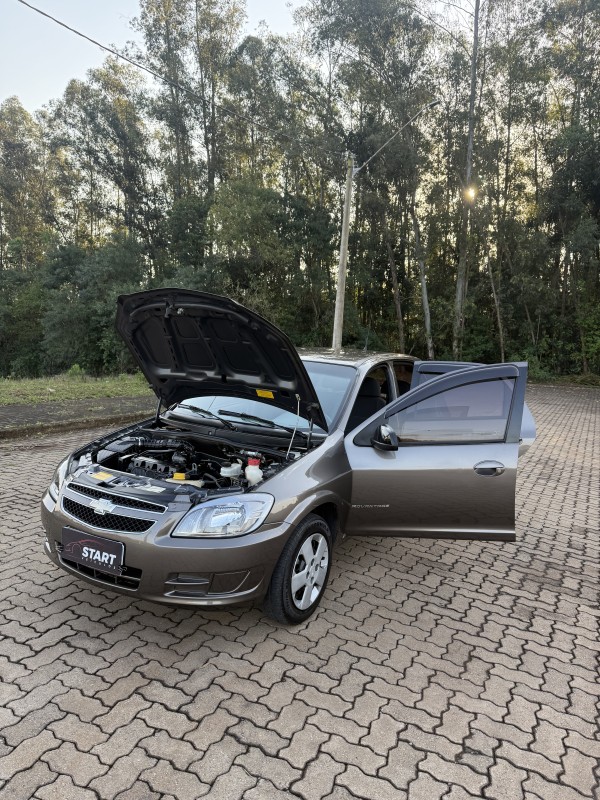 CELTA 1.0 VHCE LT 8V FLEX 4P MANUAL - 2014 - ARROIO DO MEIO