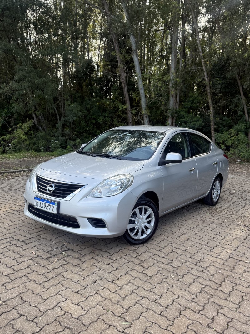 VERSA 1.6 16V FLEX SV 4P MANUAL - 2013 - ARROIO DO MEIO