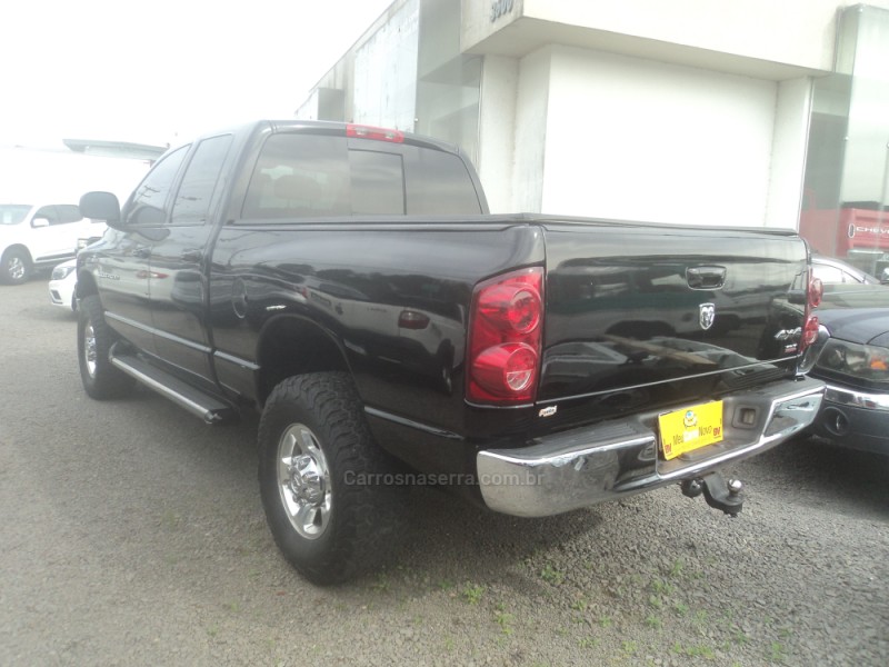 RAM 5.9 2500 SLT 4X4 CD I6 24V TURBO DIESEL 4P AUTOMÁTICO - 2006 - FARROUPILHA