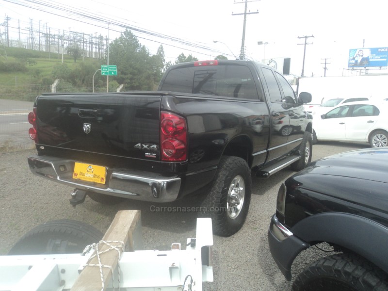 RAM 5.9 2500 SLT 4X4 CD I6 24V TURBO DIESEL 4P AUTOMÁTICO - 2006 - FARROUPILHA