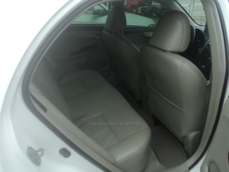 COROLLA 2.0 ALTIS 16V FLEX 4P AUTOMÁTICO - 2013 - FARROUPILHA