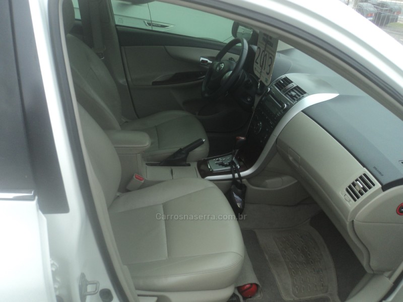 COROLLA 2.0 ALTIS 16V FLEX 4P AUTOMÁTICO - 2013 - FARROUPILHA