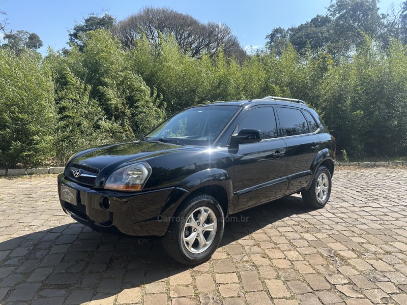tucson 2.0 mpfi gls 16v 143cv 2wd flex 4p automatico 2010 nova prata