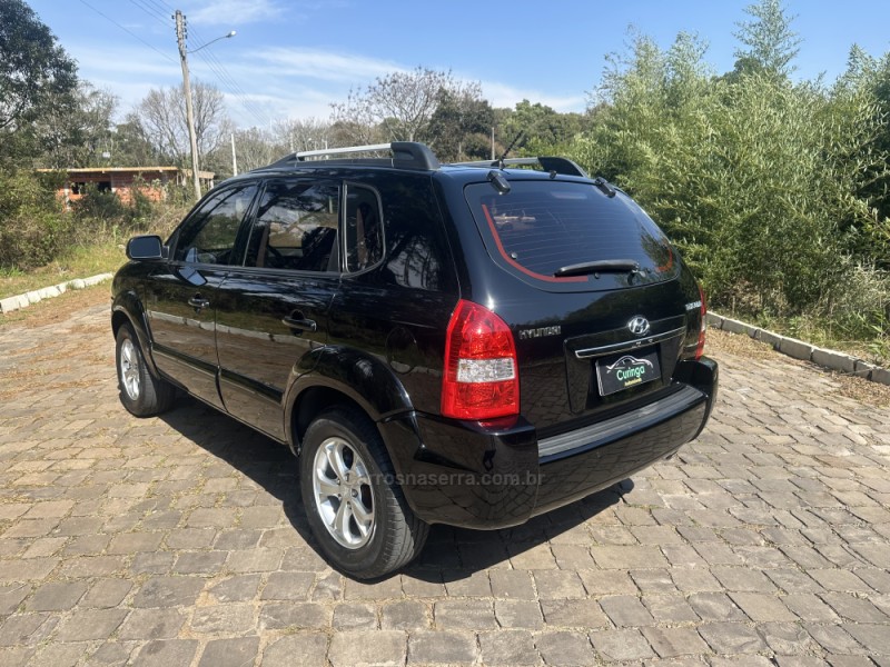 TUCSON 2.0 MPFI GLS 16V 143CV 2WD FLEX 4P AUTOMÁTICO - 2010 - NOVA PRATA