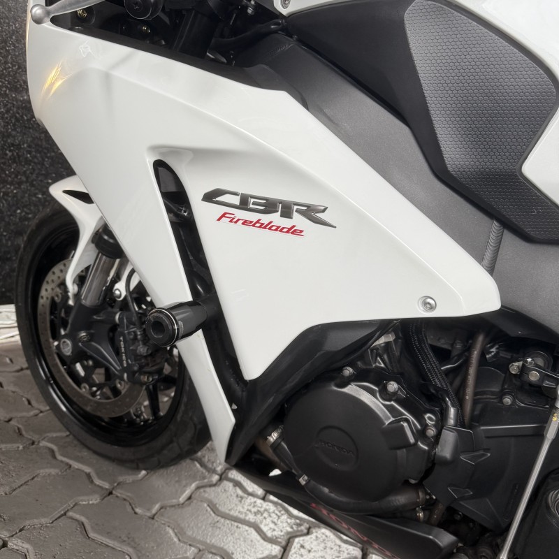 CBR 1000RR FIREBLADE - 2014 - CAXIAS DO SUL