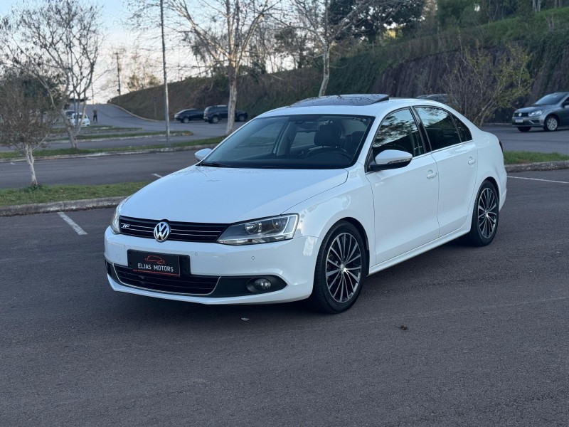 JETTA 2.0 TSI HIGHLINE 211CV GASOLINA 4P DSG - 2014 - BENTO GONçALVES