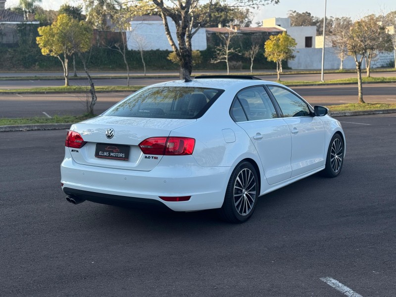 JETTA 2.0 TSI HIGHLINE 211CV GASOLINA 4P DSG - 2014 - BENTO GONçALVES