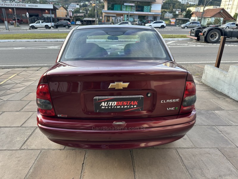 CORSA 1.0 MPFI CLASSIC SEDAN LIFE 8V FLEX 4P MANUAL - 2010 - CAXIAS DO SUL