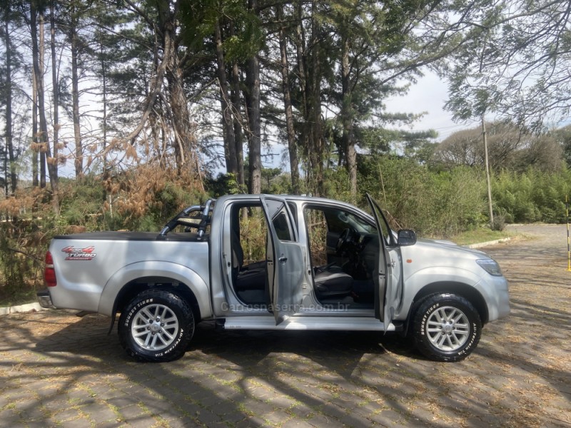 HILUX 3.0 SR 4X4 CD 16V TURBO INTERCOOLER DIESEL 4P MANUAL - 2013 - NOVA PRATA