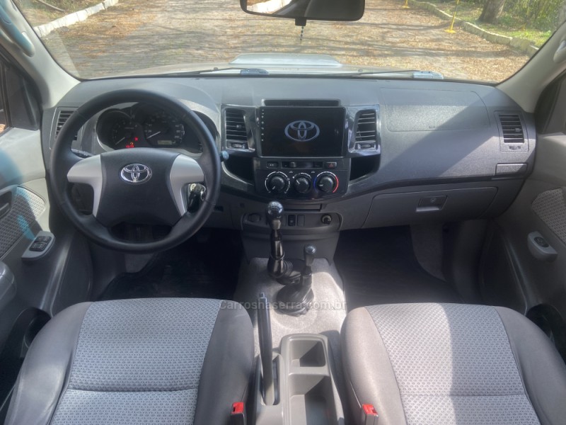 HILUX 3.0 SR 4X4 CD 16V TURBO INTERCOOLER DIESEL 4P MANUAL - 2013 - NOVA PRATA