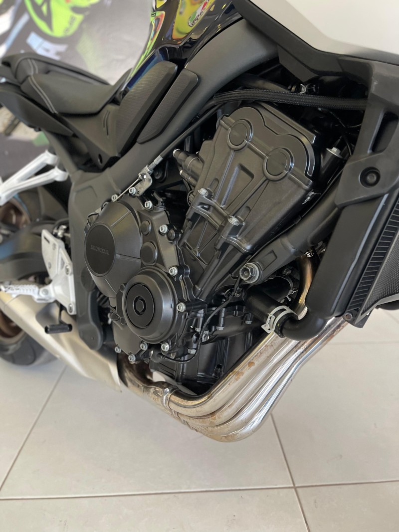 CB 650R  - 2021 - PASSO FUNDO
