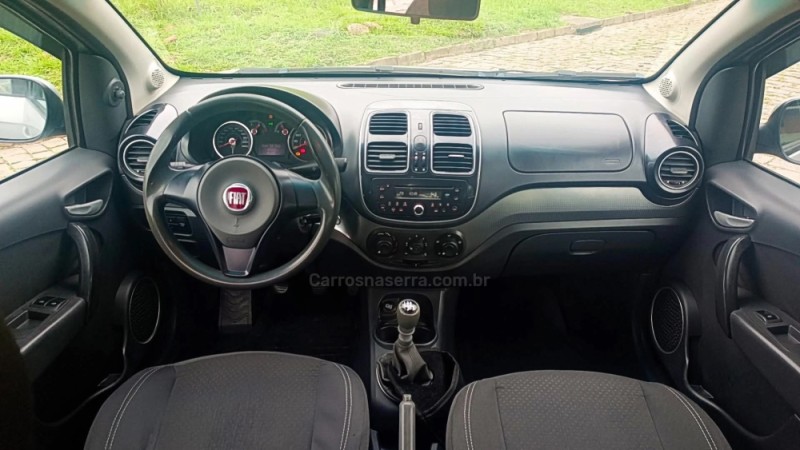 GRAND SIENA 1.4 MPI ATTRACTIVE 8V FLEX 4P MANUAL - 2013 - CAXIAS DO SUL