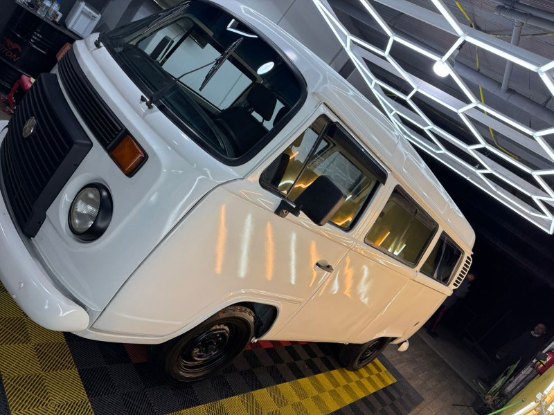 kombi 1.4 mi std lotacao 8v flex 3p manual 2010 farroupilha