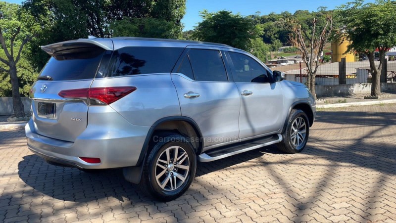 HILUX SW4 3.0 SRV 4X4 16V TURBO INTERCOOLER DIESEL 4P AUTOMÁTICO - 2016 - CAXIAS DO SUL