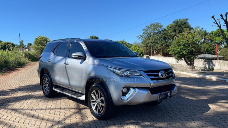 HILUX SW4 3.0 SRV 4X4 16V TURBO INTERCOOLER DIESEL 4P AUTOMÁTICO - 2016 - CAXIAS DO SUL