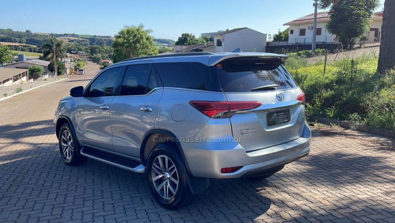 HILUX SW4 3.0 SRV 4X4 16V TURBO INTERCOOLER DIESEL 4P AUTOMÁTICO - 2016 - CAXIAS DO SUL