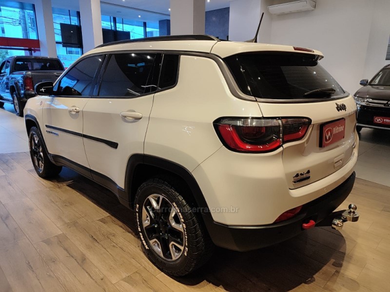 COMPASS 2.0 16V DIESEL TRAILHAWK 4X4 AUTOMÁTICO - 2017 - ERECHIM