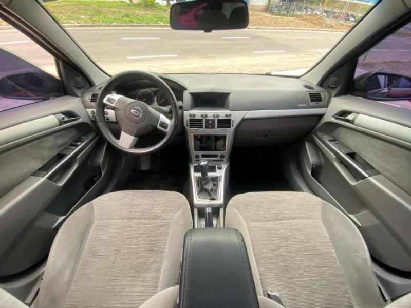 VECTRA 2.0 MPFI ELEGANCE 8V FLEX 4P MANUAL - 2011 - CAXIAS DO SUL