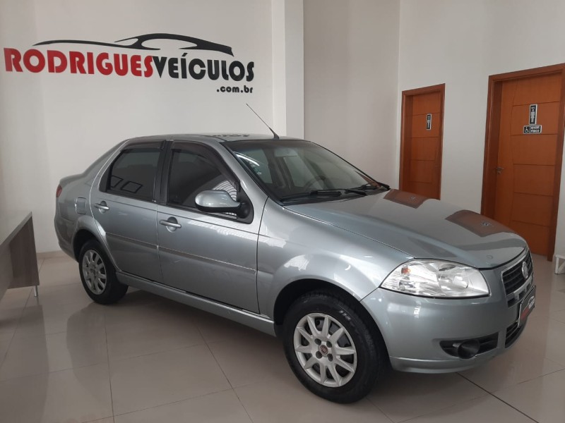 siena 1.4 mpi el 8v flex 4p manual 2012 caxias do sul