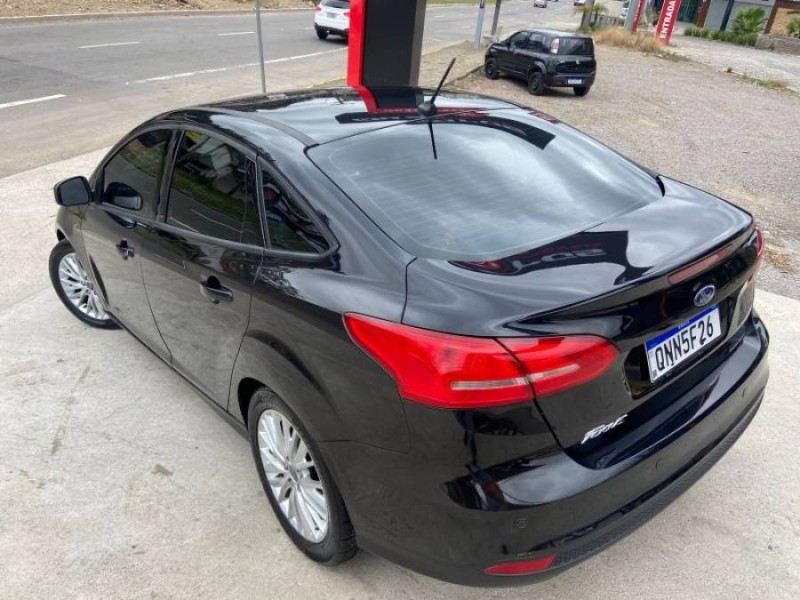 FOCUS 2.0 SE SEDAN 16V FLEX 4P AUTOMÁTICO - 2018 - CAXIAS DO SUL