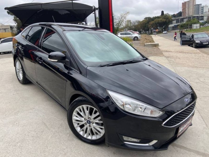 FOCUS 2.0 SE SEDAN 16V FLEX 4P AUTOMÁTICO - 2018 - CAXIAS DO SUL