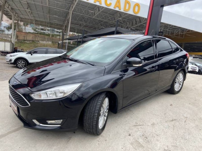 FOCUS 2.0 SE SEDAN 16V FLEX 4P AUTOMÁTICO - 2018 - CAXIAS DO SUL