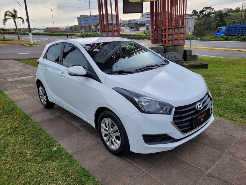 HB20 1.6 COMFORT PLUS 16V FLEX 4P MANUAL - 2016 - CARLOS BARBOSA