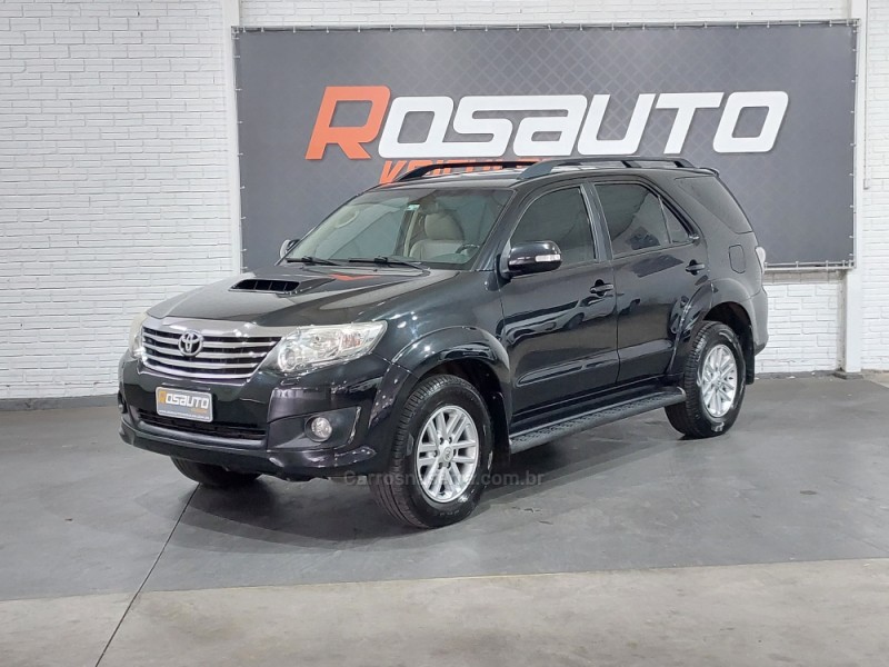 hilux sw4 3.0 srv 4x4 7 lugares 16v turbo intercooler diesel 4p automatico 2013 venancio aires