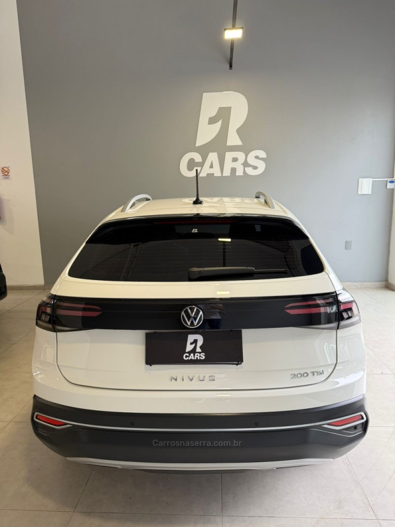 NIVUS 1.0 TSI HIGHLINE FLEX 4P AUTOMÁTICO - 2022 - LAJEADO