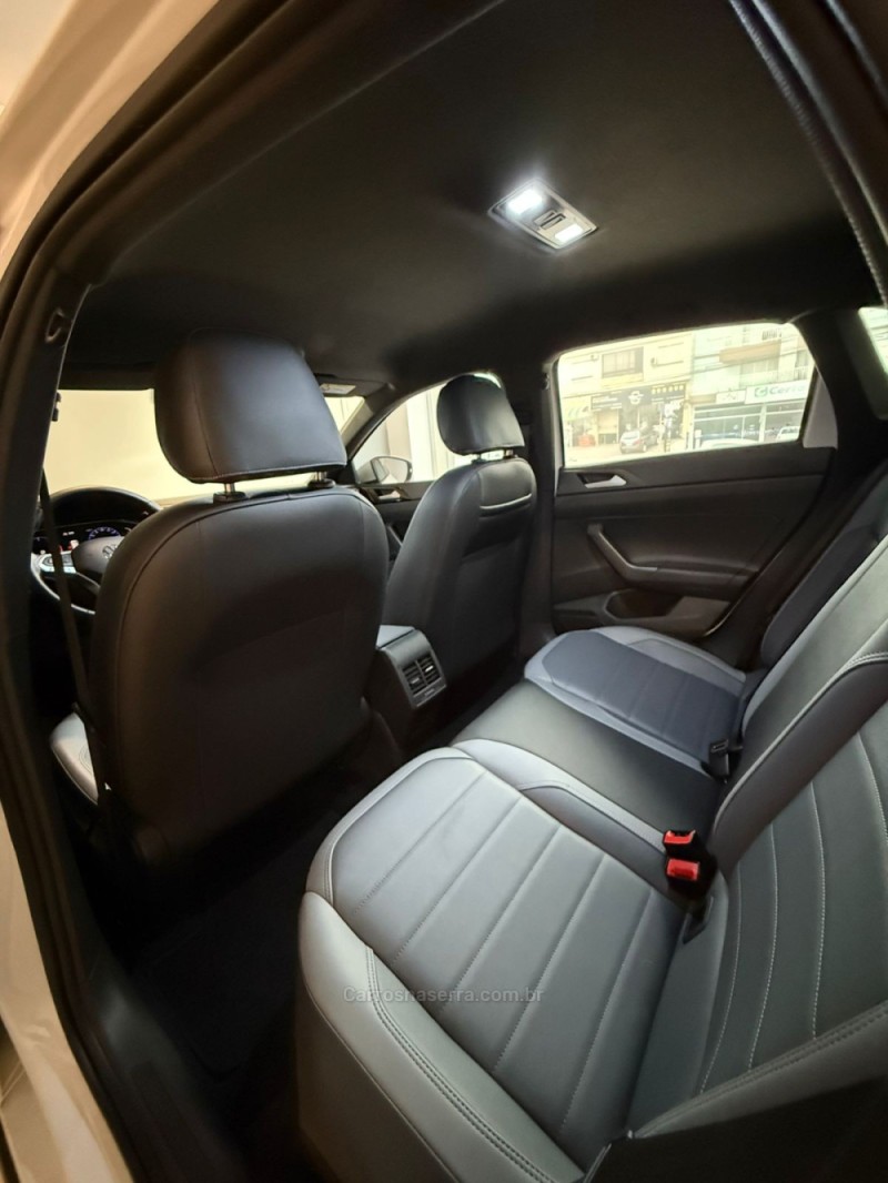 NIVUS 1.0 TSI HIGHLINE FLEX 4P AUTOMÁTICO - 2022 - LAJEADO