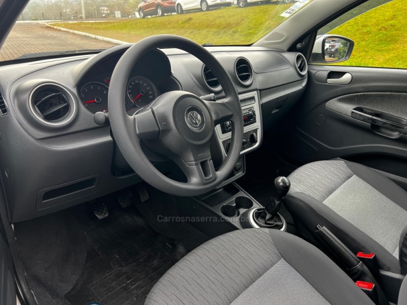 GOL 1.0 MI CITY 8V FLEX 4P MANUAL - 2014 - NOVA PETRóPOLIS