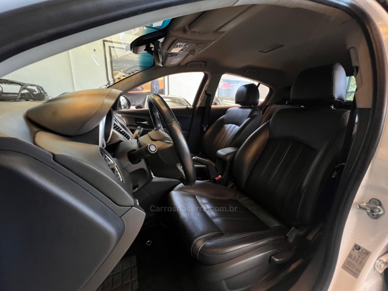CRUZE 1.8 LT SPORT6 16V FLEX 4P AUTOMÁTICO - 2014 - CAMPO BOM