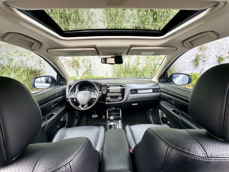 OUTLANDER 3.0 GT 4X4 V6 24V GASOLINA 4P AUTOMÁTICO - 2016 - SAPIRANGA