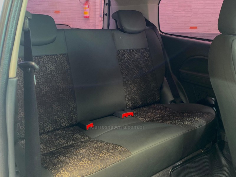 UNO 1.4 EVO ECONOMY 8V FLEX 2P MANUAL - 2012 - VACARIA