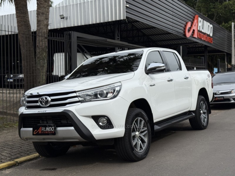 HILUX 2.8 SRX PLUS 4X4 CD TURBO DIESEL 4P AUTOMÁTICO - 2016 - PAROBé