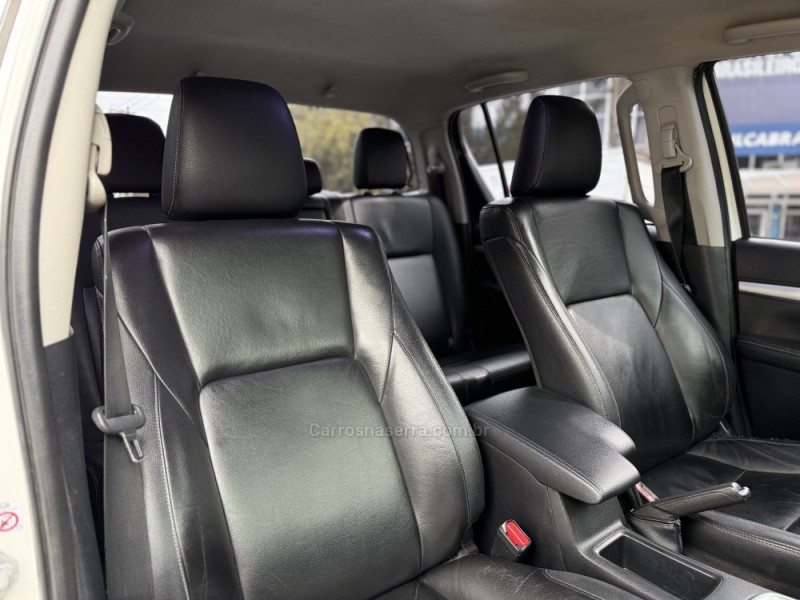 HILUX 2.8 SRX PLUS 4X4 CD TURBO DIESEL 4P AUTOMÁTICO - 2016 - PAROBé