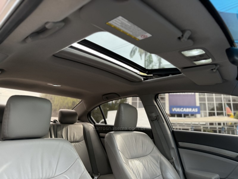 CIVIC 2.0 EXR 16V FLEX 4P AUTOMÁTICO - 2014 - PAROBé