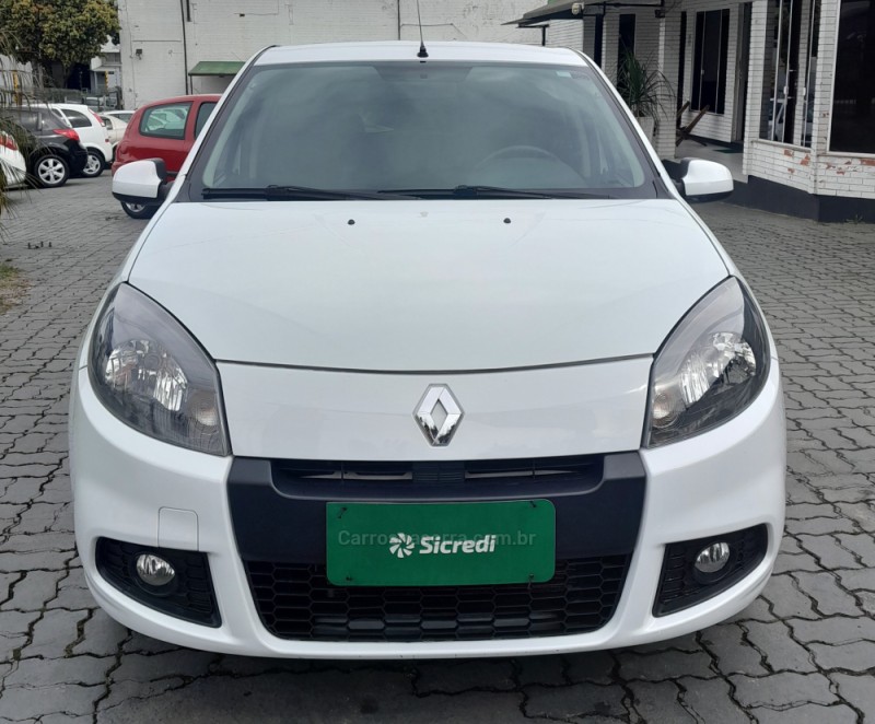 SANDERO 1.0 EXPRESSION 16V FLEX 4P MANUAL - 2014 - CAXIAS DO SUL