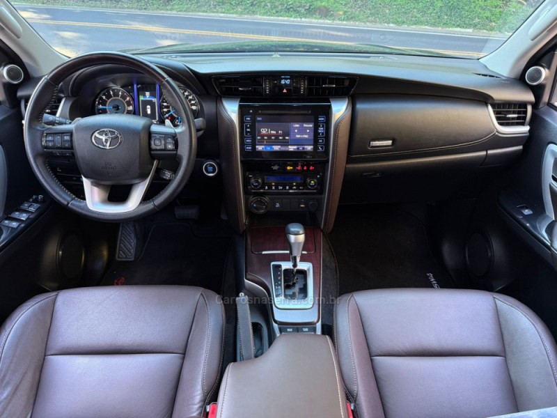 HILUX SW4 2.8 SRX 4X4 16V TURBO INTERCOOLER DIESEL 4P AUTOMÁTICO - 2018 - DOIS IRMãOS