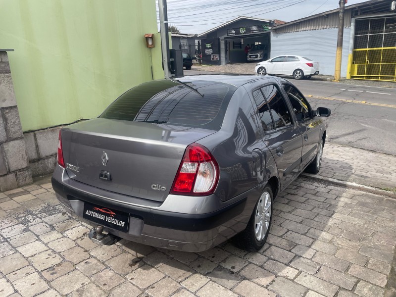 CLIO 1.0 AUTHENTIQUE 16V FLEX 4P MANUAL - 2005 - CAXIAS DO SUL