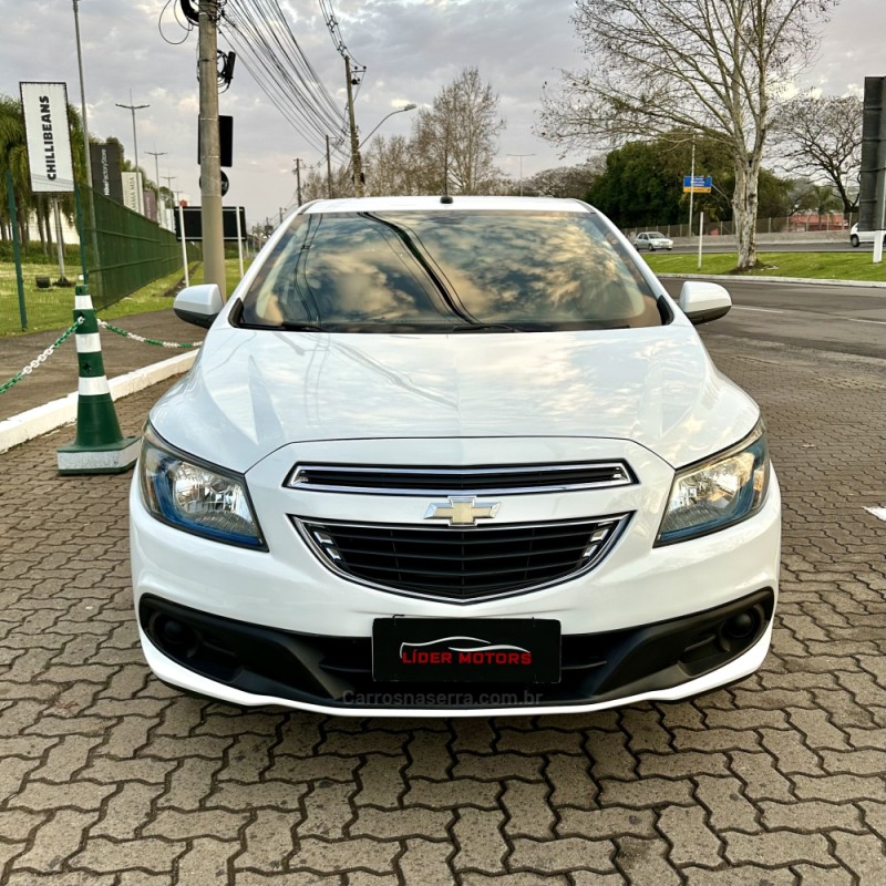 PRISMA 1.4 MPFI LT 8V FLEX 4P MANUAL - 2015 - ESTâNCIA VELHA