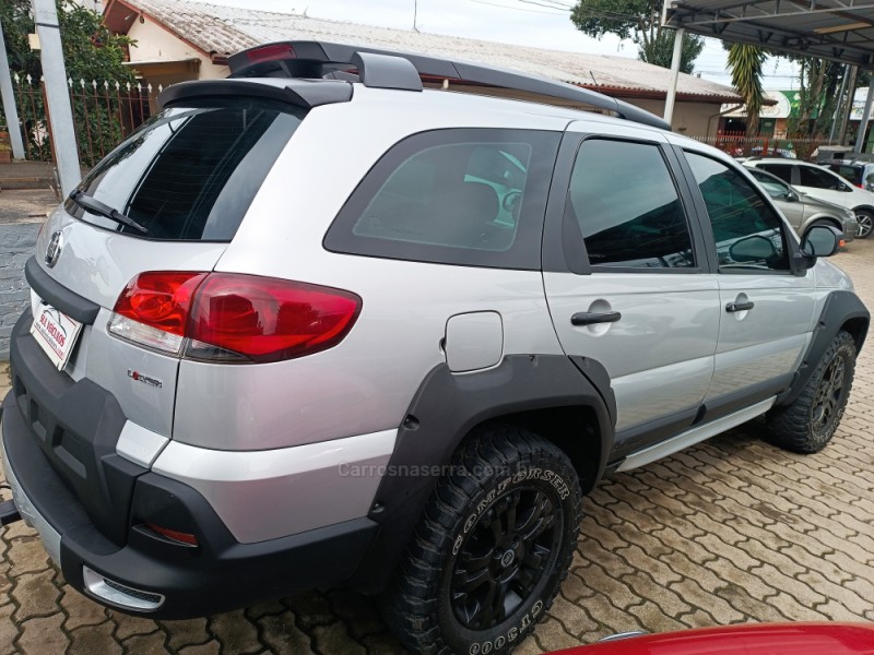 PALIO 1.8 MPI ADVENTURE LOCKER WEEKEND 8V FLEX 4P MANUAL - 2009 - CAXIAS DO SUL