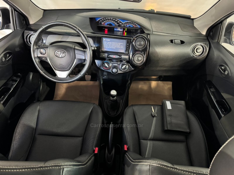 ETIOS CROSS 1.5 16V FLEX 4P MANUAL - 2016 - NOVA PRATA