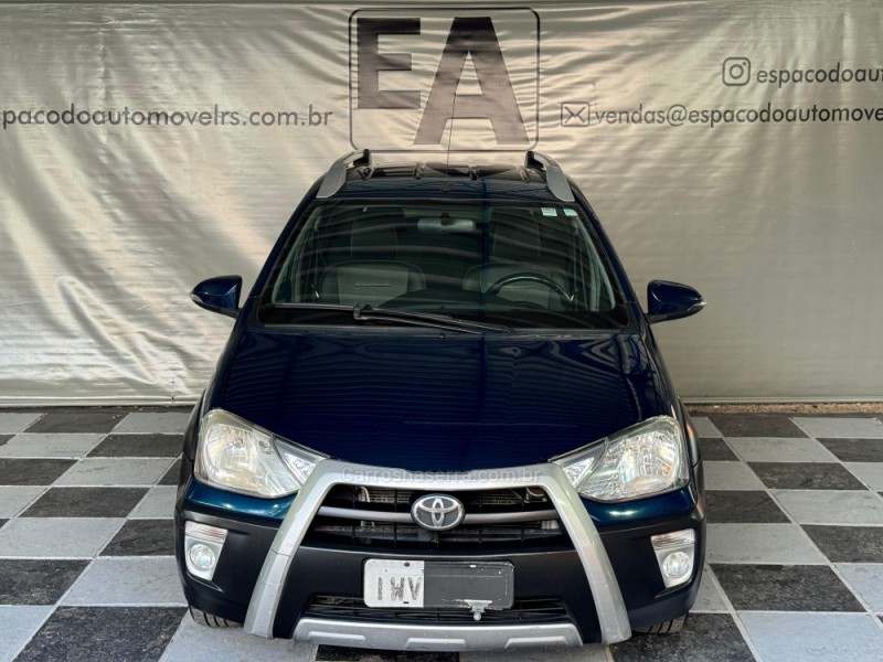 ETIOS CROSS 1.5 16V FLEX 4P MANUAL - 2016 - NOVA PRATA